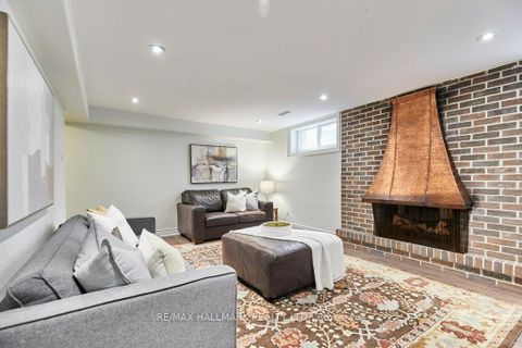 Photo 33 at 10 Glentworth Road, Don Valley Village, Toronto