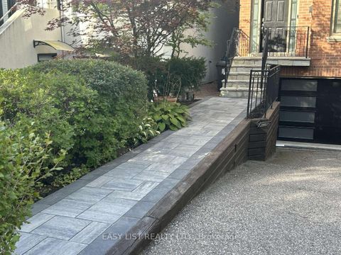 Photo 2 at 8 Weetwood Street, Nortown, Toronto