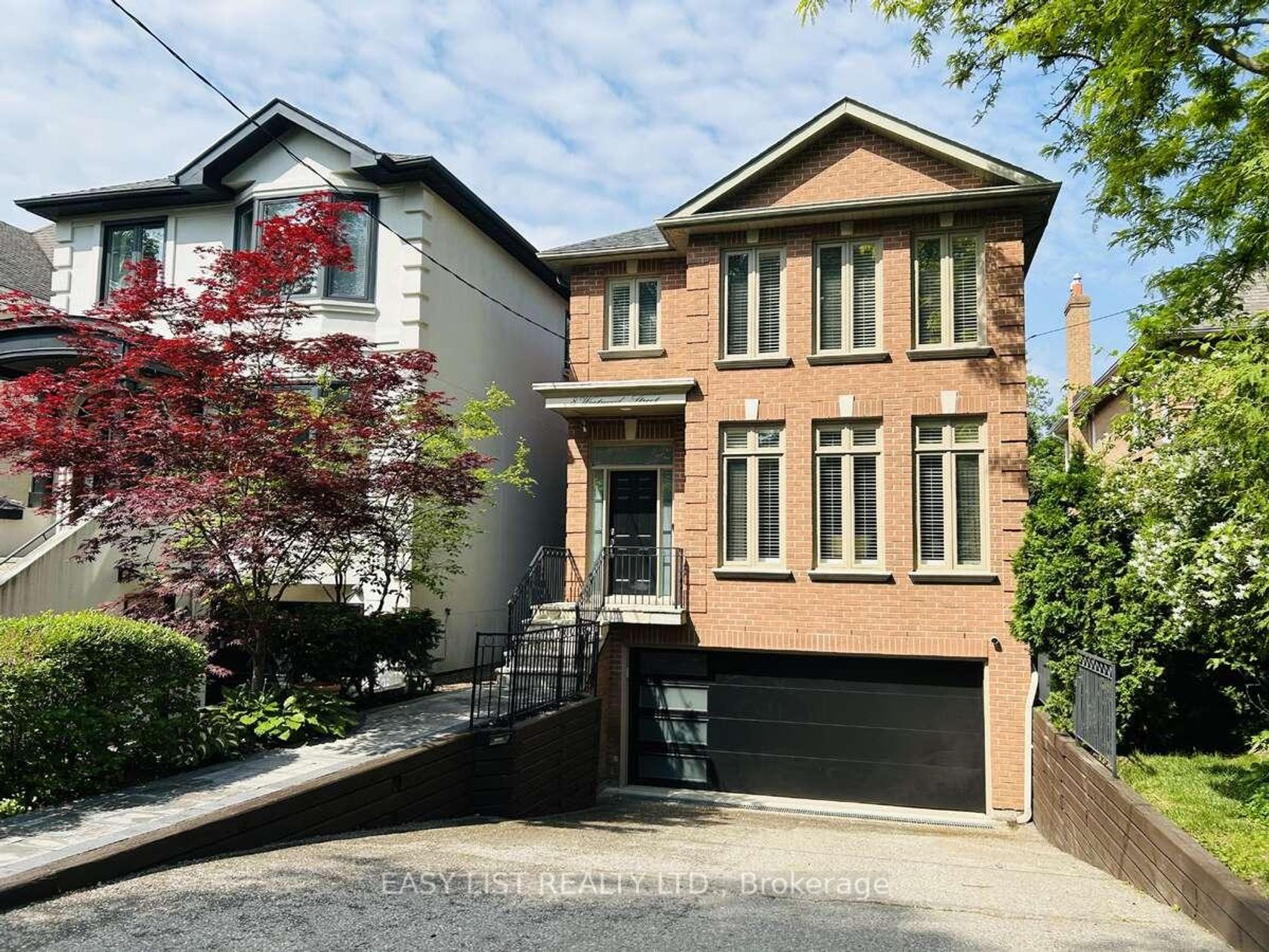 8 Weetwood Street, Nortown, Toronto 