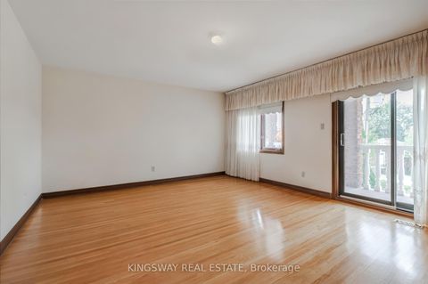 Photo 17 at 27 Mulholland Avenue, Glen Park, Toronto