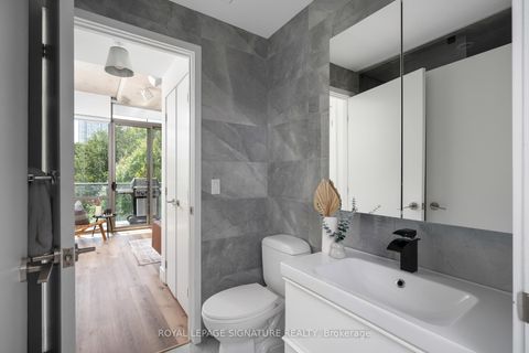 Photo 4 at 314 - 55 Stewart Street, Waterfront Communities C1, Toronto
