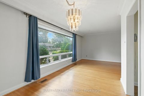Photo 6 at 25 Rowse Crescent, The Westway, Toronto