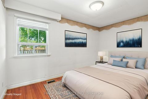 Photo 9 at 25 Rowse Crescent, The Westway, Toronto