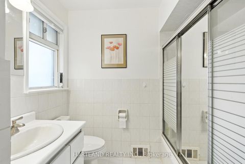 Photo 12 at 25 Rowse Crescent, The Westway, Toronto