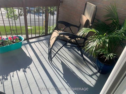 Photo 11 at 2045 - 100 Mornelle Court, Morningside, Toronto