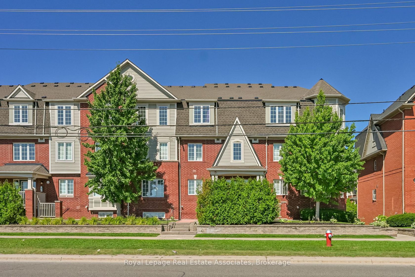 3 - 575 Dundas Street, Cooksville, Mississauga 
