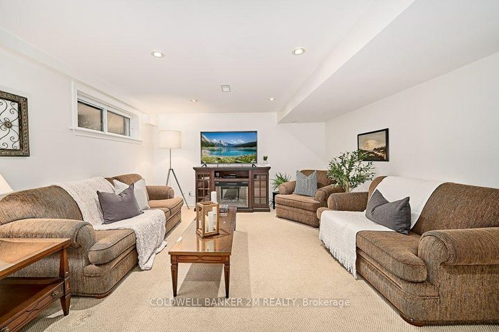 Photo 35 at 657 Balmoral Drive, McLaughlin, Oshawa