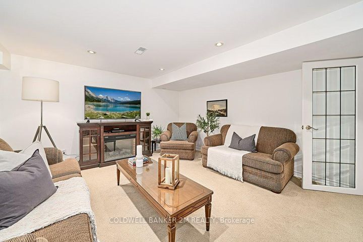 Photo 36 at 657 Balmoral Drive, McLaughlin, Oshawa