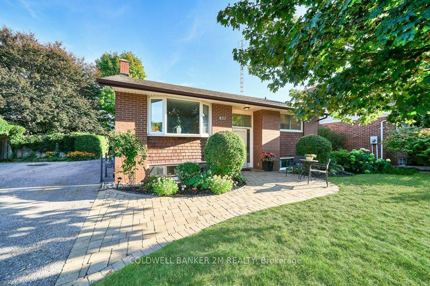 657 Balmoral Drive, McLaughlin, Oshawa 2