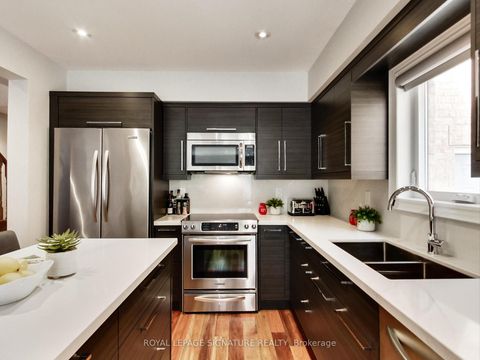 Photo 4 at 75 Monte Carlo Drive, Sonoma Heights, Vaughan