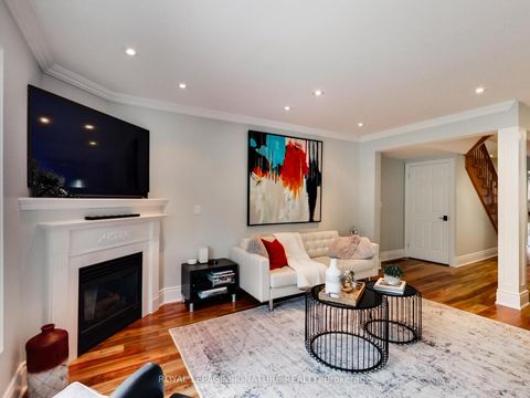 Photo 8 at 75 Monte Carlo Drive, Sonoma Heights, Vaughan