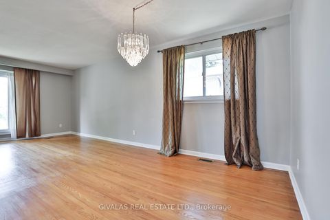 Photo 10 at 63 Alpaca Drive, Woburn, Toronto