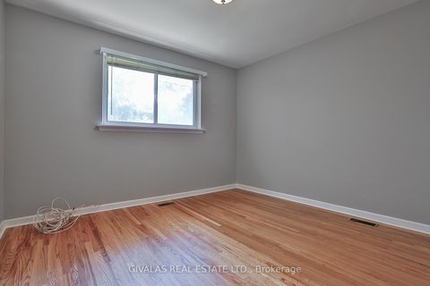 Photo 15 at 63 Alpaca Drive, Woburn, Toronto