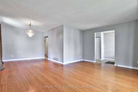 Photo 17 at 63 Alpaca Drive, Woburn, Toronto