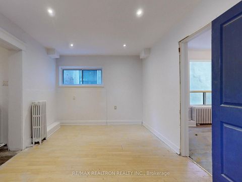 Photo 10 at 778 Pape Avenue, Danforth, Toronto