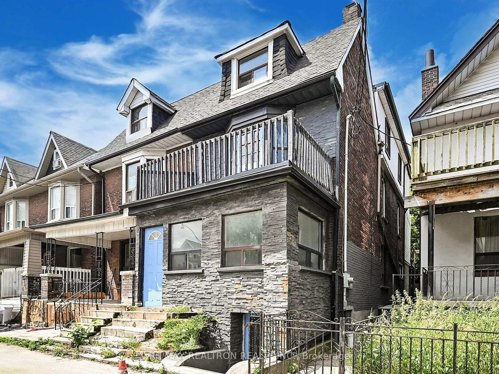 778 Pape Avenue, Danforth, Toronto 