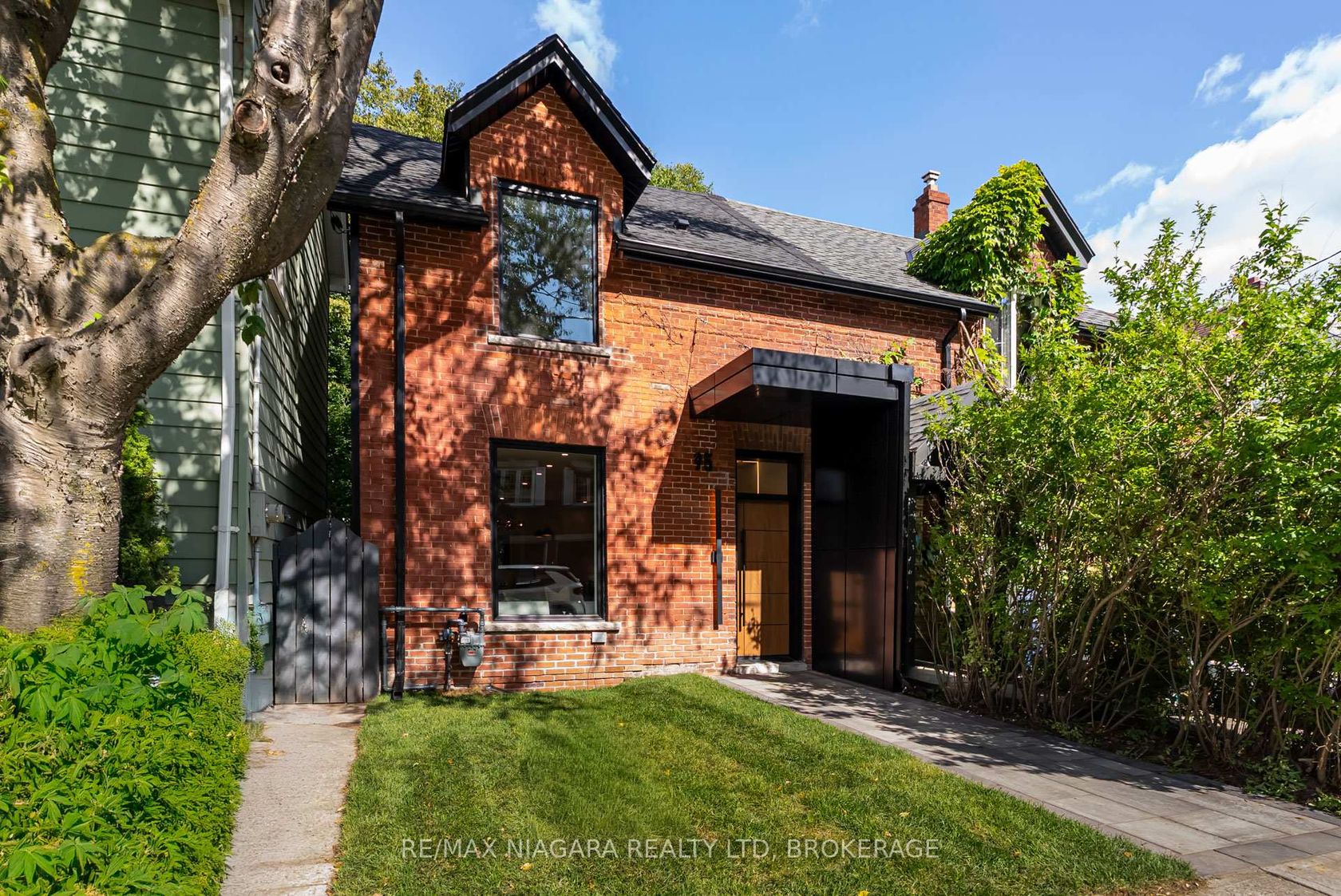 95 Kimberley Avenue, Danforth, Toronto 