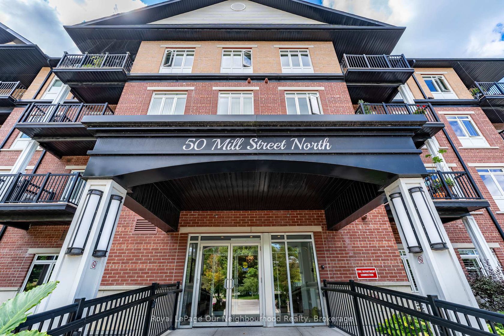 204 - 50 Mill Street N, Port Hope by Loree Meneguzzi Real Estate 204 - 50 Mill Street N, Port Hope