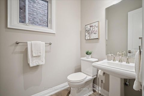 Photo 4 at 3151 Riverpath Common, GO Glenorchy, Oakville