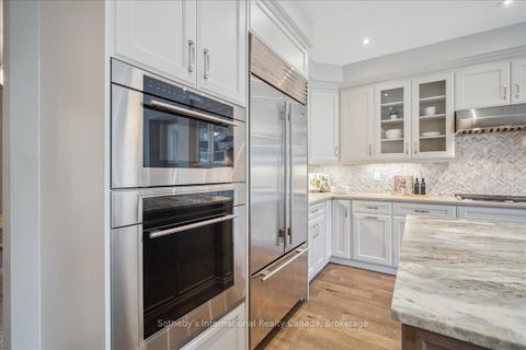 Photo 14 at 3151 Riverpath Common, GO Glenorchy, Oakville