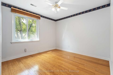 Photo 17 at 67 Heatherside Drive, L'Amoreaux, Toronto