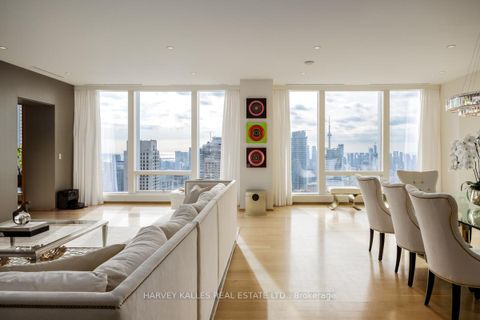 Photo 2 at 4403 - 50 Yorkville Avenue, Annex, Toronto