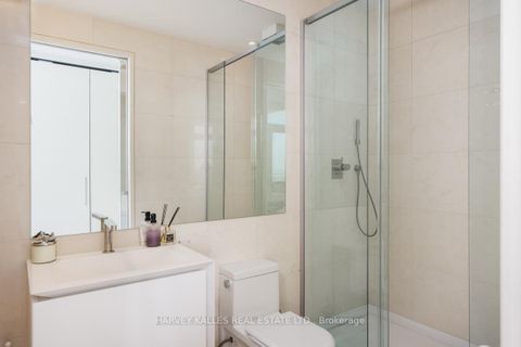 Photo 19 at 4403 - 50 Yorkville Avenue, Annex, Toronto