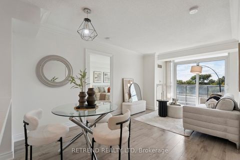 Photo 14 at 411 - 15 Greenview Avenue, Newtonbrook West, Toronto