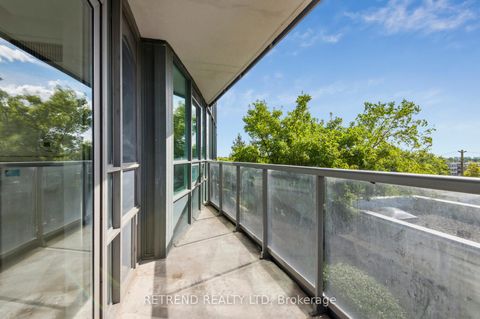 Photo 33 at 411 - 15 Greenview Avenue, Newtonbrook West, Toronto