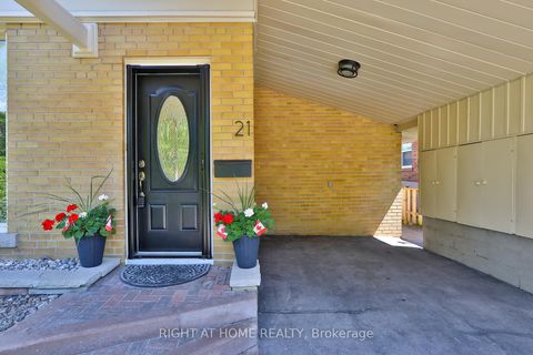 Photo 2 at 21 Gaiety Drive, Woburn, Toronto