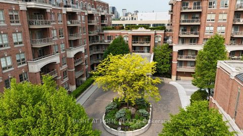 Photo 4 at 216 - 20 Burkebrook Place, York Mills, Toronto