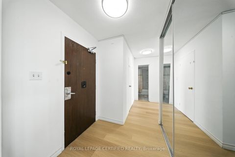 Photo 11 at 905 - 20 Gilder Drive, Eglinton East, Toronto