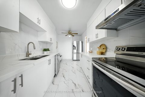 Photo 18 at 905 - 20 Gilder Drive, Eglinton East, Toronto
