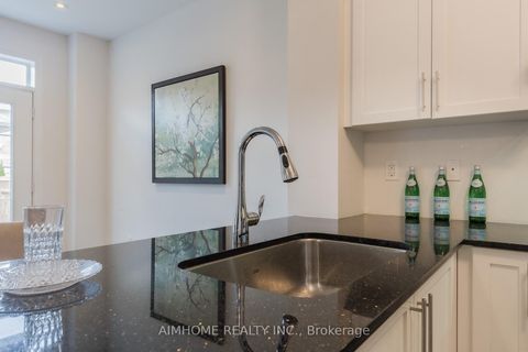 Photo 15 at 192 East's Corners Boulevard, Kleinburg, Vaughan