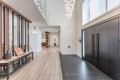 Photo 7 at 19 Fifeshire Road, Windfields, Toronto