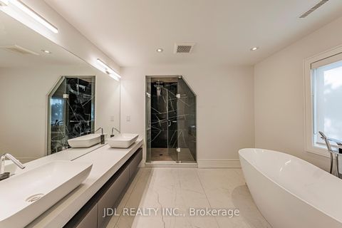Photo 24 at 19 Fifeshire Road, Windfields, Toronto