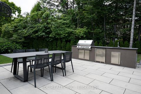 Photo 31 at 19 Fifeshire Road, Windfields, Toronto
