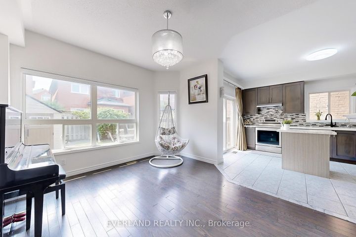 Photo 1 at 118 Orchard Hill Boulevard, Berczy, Markham