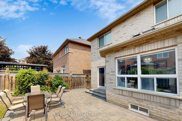 Photo 13 at 118 Orchard Hill Boulevard, Berczy, Markham