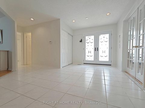 Photo 3 at 116 Cooperage Crescent, Westbrook, Richmond Hill