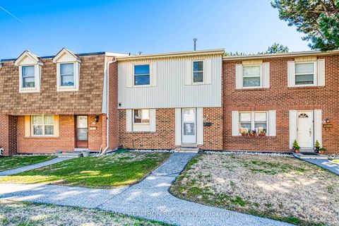Photo 1 at 79 - 91 L'Amoreaux Drive, L'Amoreaux, Toronto