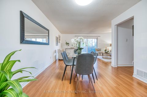 Photo 4 at 79 - 91 L'Amoreaux Drive, L'Amoreaux, Toronto