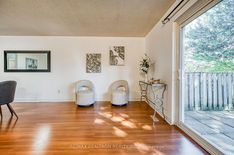 Photo 12 at 79 - 91 L'Amoreaux Drive, L'Amoreaux, Toronto