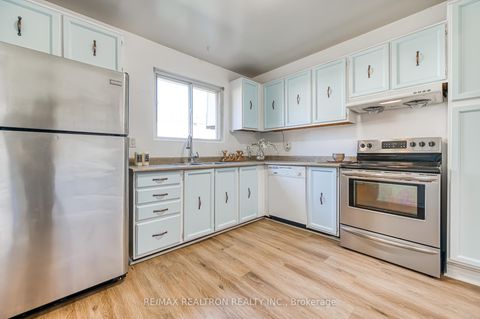 Photo 22 at 79 - 91 L'Amoreaux Drive, L'Amoreaux, Toronto
