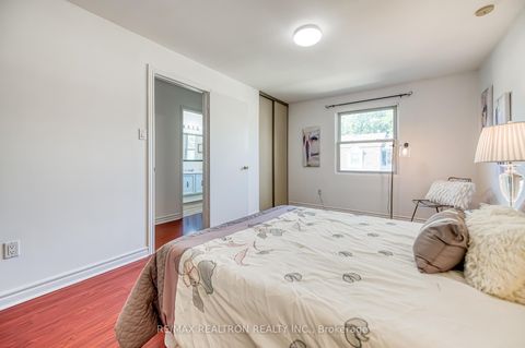 Photo 30 at 79 - 91 L'Amoreaux Drive, L'Amoreaux, Toronto