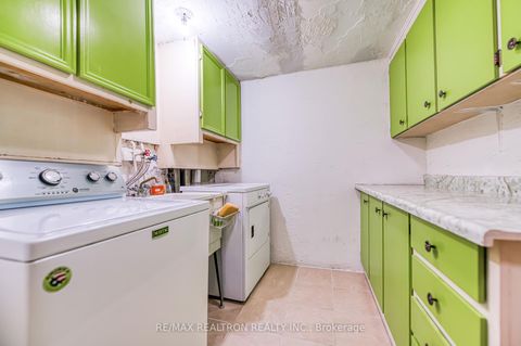 Photo 39 at 79 - 91 L'Amoreaux Drive, L'Amoreaux, Toronto