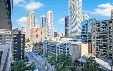 Photo 13 at 1010 - 33 Charles Street E, Yonge Corridor, Toronto
