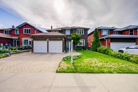 Photo 1 at 360 Goldhawk Trail, Milliken, Toronto