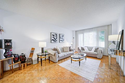 Photo 6 at 360 Goldhawk Trail, Milliken, Toronto
