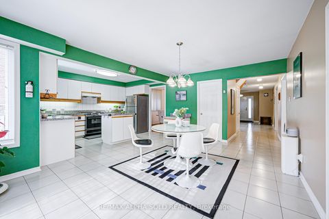 Photo 14 at 360 Goldhawk Trail, Milliken, Toronto
